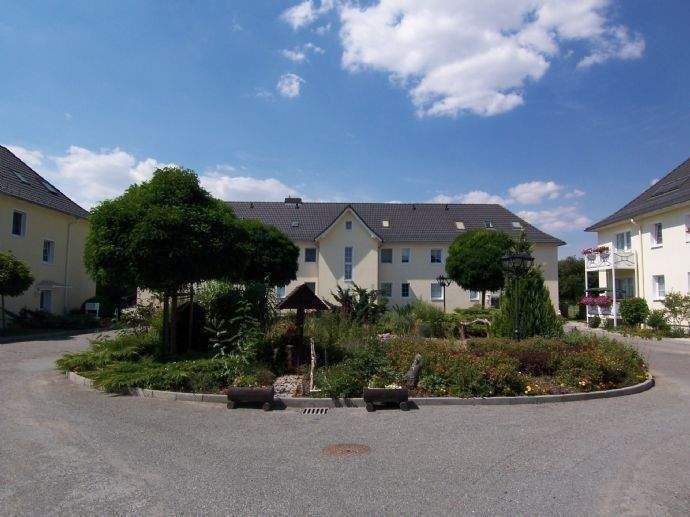 Etagenwohnung Crimmitschau - 3 Zimmer, 62 m&sup2;, 434&euro; | Angebot:26744285