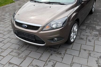 Ford Focus 176.000 km 4.450 &euro; Leezdorf 26529