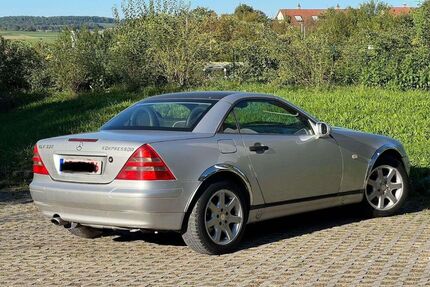 Mercedes SLK 230