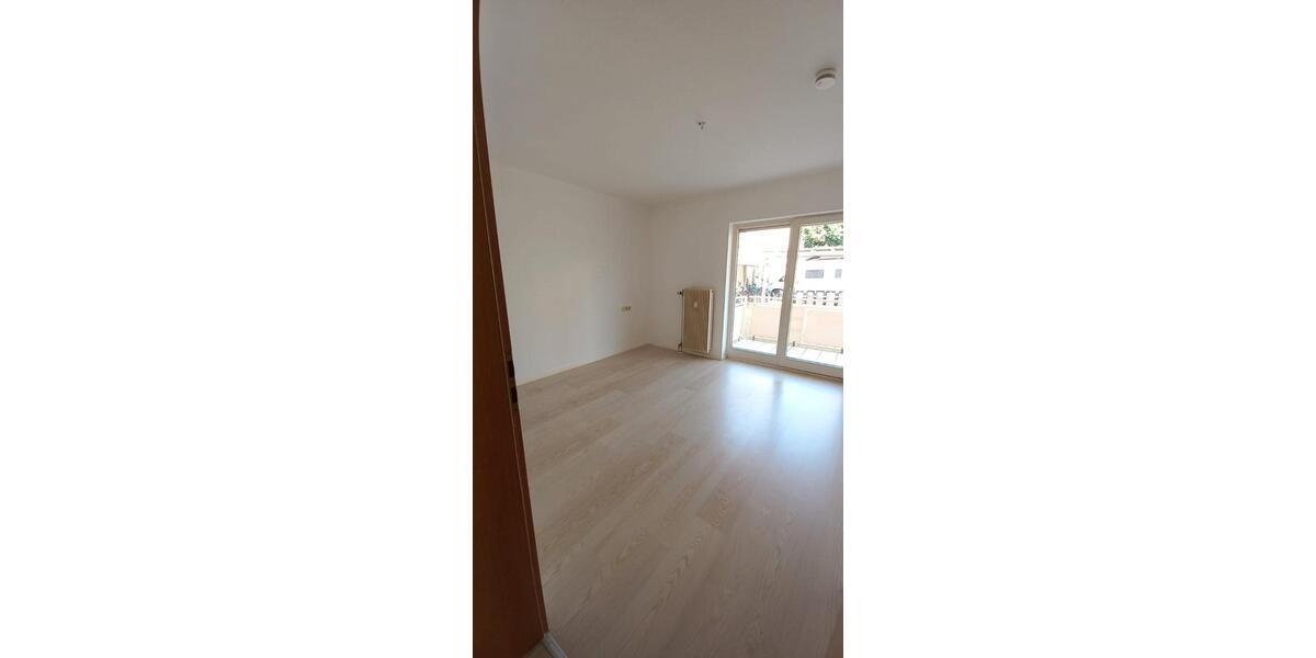 Erdgeschoßwohnung Ihringen - 4 Zimmer, 102 m&sup2;, 359.000&euro; | Angebot:26123035