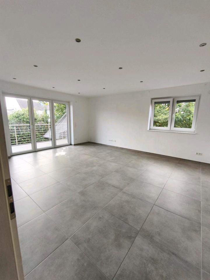 Etagenwohnung Neuenkirchen - 4 Zimmer, 120 m&sup2;, 1.500&euro; | Angebot:26350527