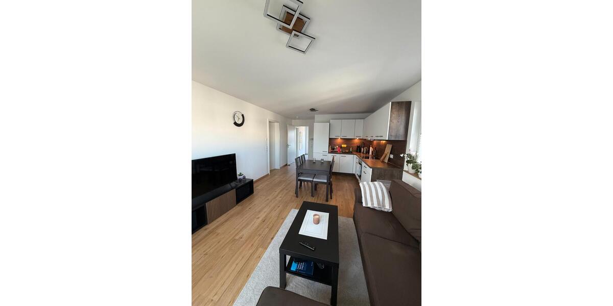 Etagenwohnung Deggendorf - 3 Zimmer, 70 m&sup2;, 945&euro; | Angebot:26418707