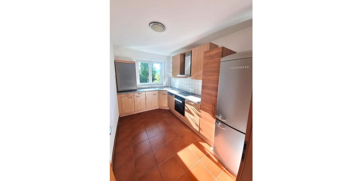 Etagenwohnung Trier Kürenz - 3 Zimmer, 93 m&sup2;, 1.200&euro; | Angebot:26401961