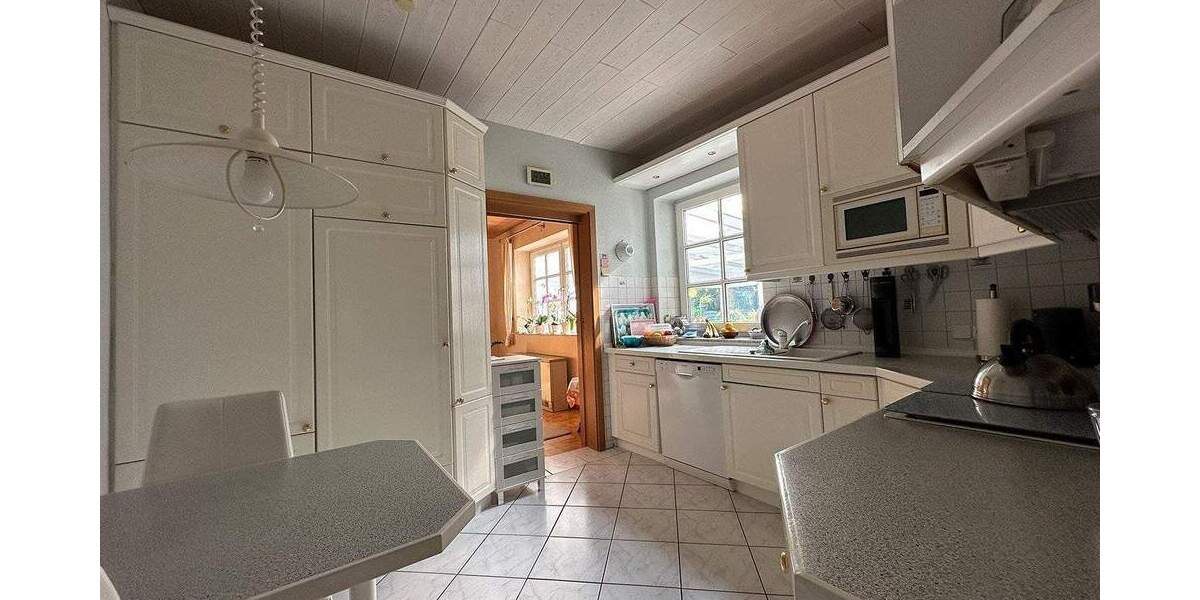 Einfamilienhaus Uelsby - 8 Zimmer, 168 m&sup2;, 212.000&euro; | Angebot:25745855
