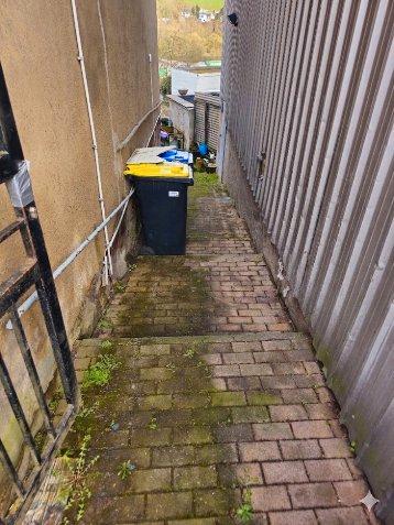 Einfamilienhaus Eppelborn - 7 Zimmer, 218 m&sup2;, 190.000&euro; | Angebot:26366733