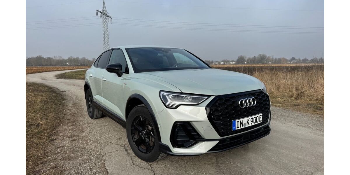 Audi Q3 12.881 km 43.900 &euro; Ingolstadt 85051