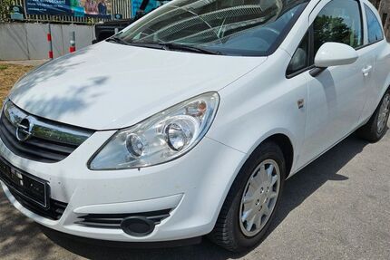 Opel Corsa 148.200 km 1.990 &euro; Germering 82110