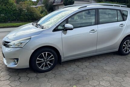 Toyota Verso 260.000 km 7.300 &euro; Stelle 21435