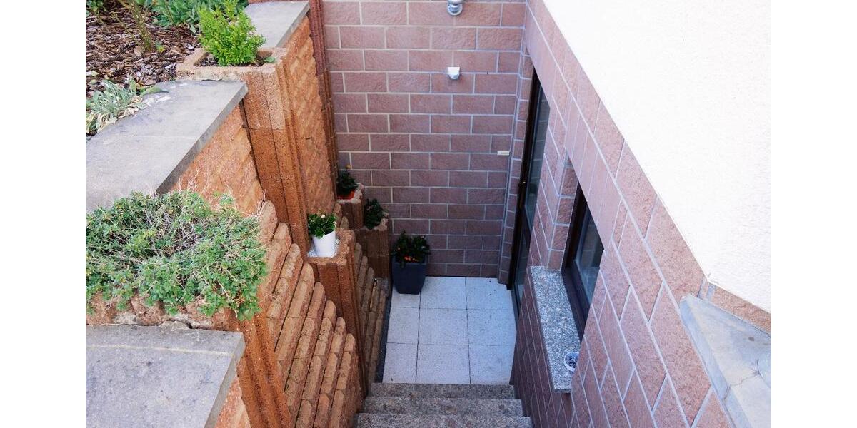 SB-Riegelsberg, Einliegerwohnung 2ZKB, ruhige Süd-Lage 2 zimmer