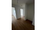 Erstbezug mit Balkon: Stilvolle 4-Zimmer-Wohnung NUR mit Wohnberechtigungsschein Stufe III