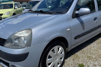 Renault Clio 98.500 km 2.450 &euro; Großdubrau/Zschillichau 02694