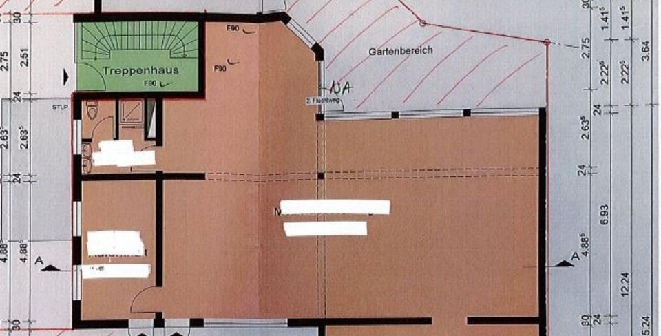 Gewerbehalle mit Büro, Garagen und Sozialräumen 133 qm zimmer