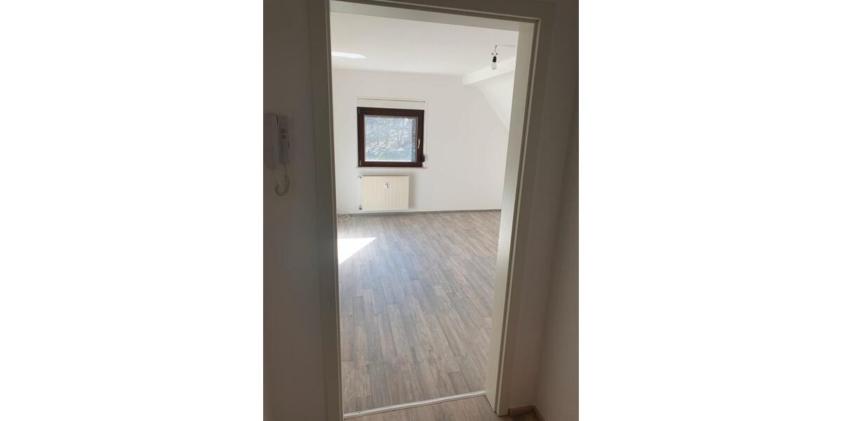 Mehrfamilienhaus, Wohnhaus Schmelz - 10 Zimmer, 239 m&sup2;, 210.000&euro; | Angebot:27117412
