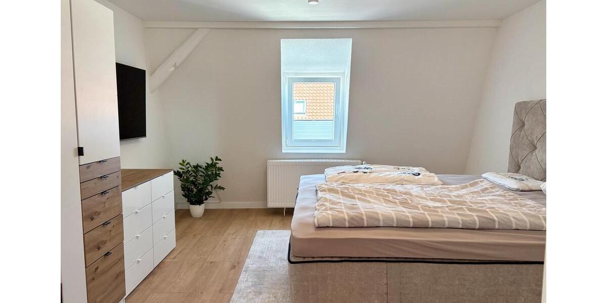 Dachgeschoßwohnung Blomberg - 3 Zimmer, 92 m&sup2;, 185.000&euro; | Angebot:27073240