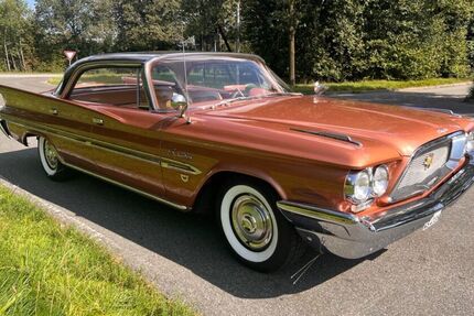 Chrysler Saratoga
