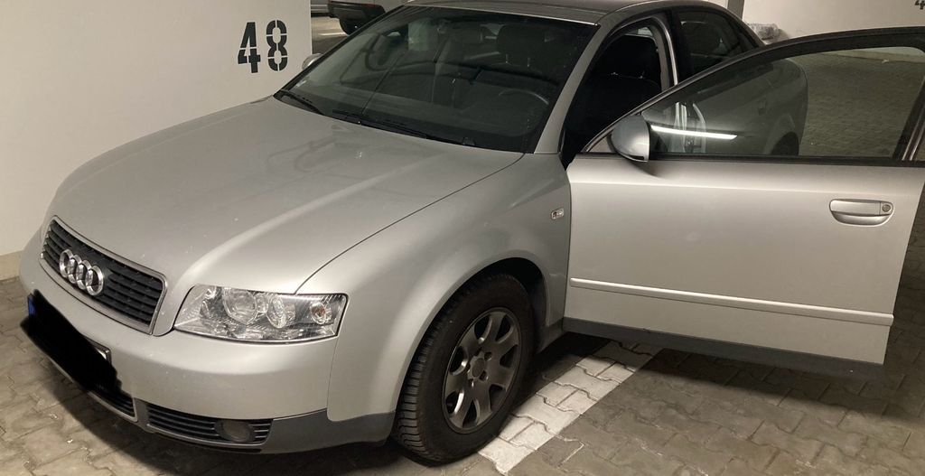 Audi A4 117.000 km 2.750 € Gießen 35396