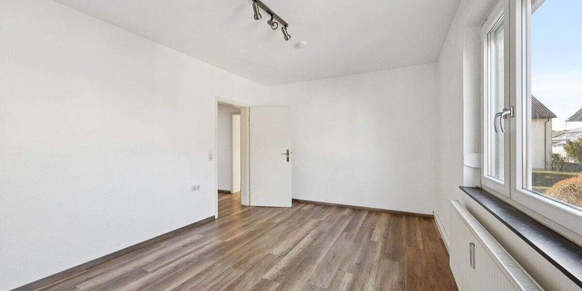 Etagenwohnung Möglingen - 3 Zimmer, 80 m&sup2;, 249.000&euro; | Angebot:25899229