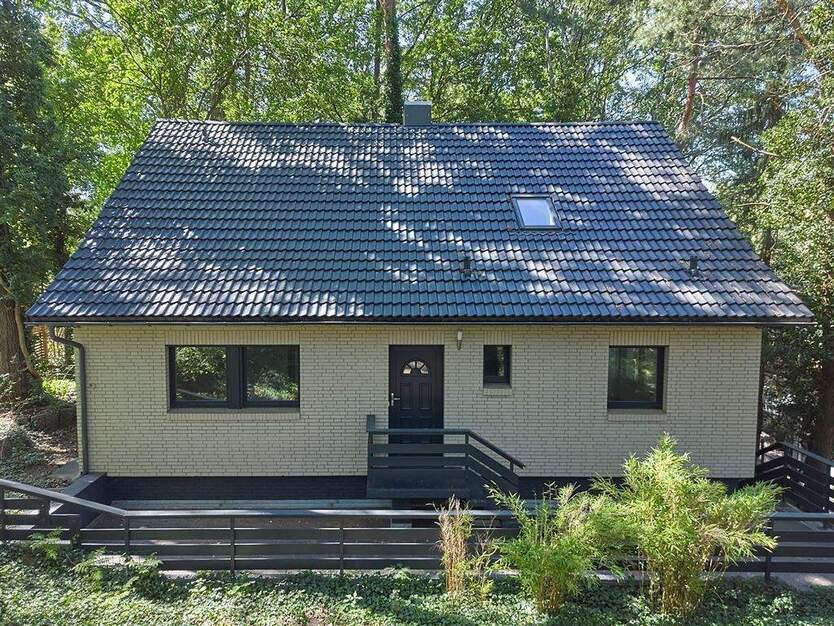 Provisionsfrei! Modernisiertes Raumwunder mit vielfältigen Nutzungs- und Gestaltungsmöglichkeiten 8 zimmer