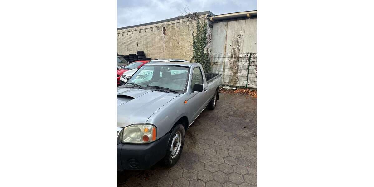 Nissan Pick Up 283.125 km 3.390 &euro; Hamburg 20537