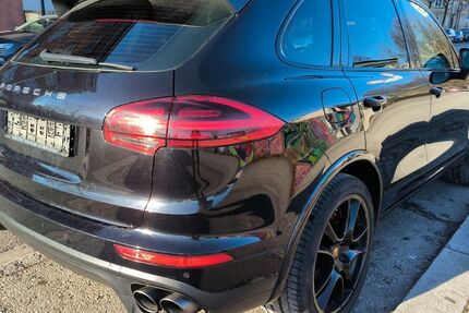 Porsche Cayenne 291.000 km 14.900 &euro; München 80339