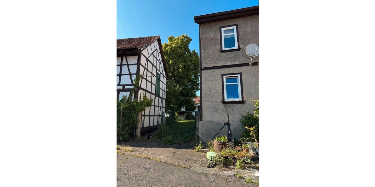 Mehrfamilienhaus, Wohnhaus Drei Gleichen - 16 Zimmer, 300 m&sup2;, 180.000&euro; | Angebot:26300500