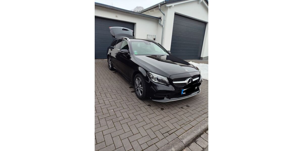 Mercedes-Benz C 220 140.000 km 22.500 &euro; Warburg 34414