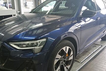 Audi e-tron 21.762 km 39.920 &euro; Hagen 58091