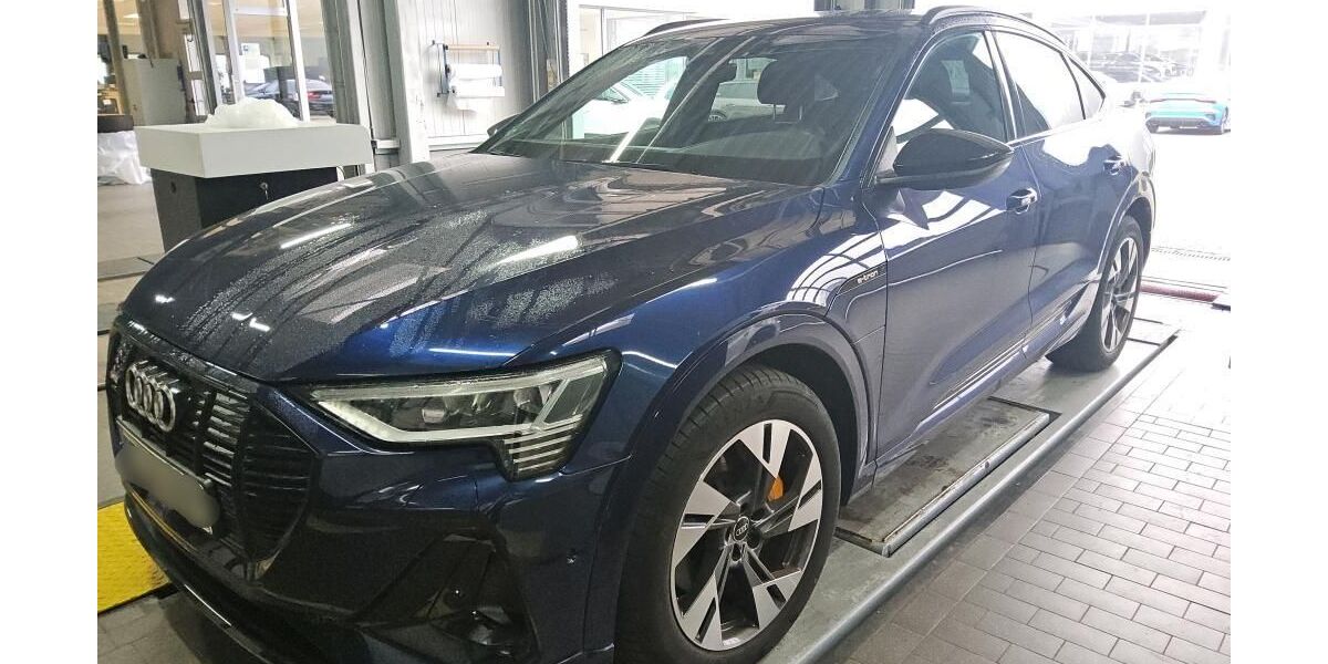 Audi e-tron 21.762 km 39.930 &euro; Hagen 58091