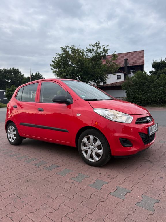 i10