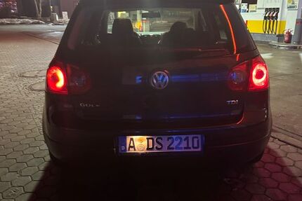 VW Golf 280.000 km 2.800 &euro; Augsburg 86356