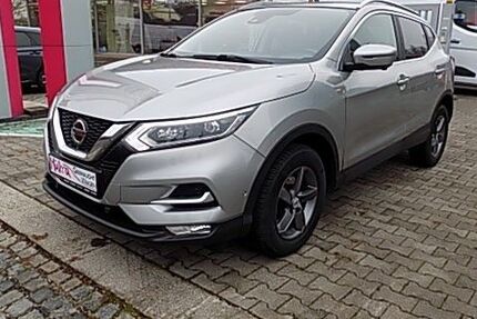 Nissan Qashqai 60.819 km 18.990 &euro; München 81677