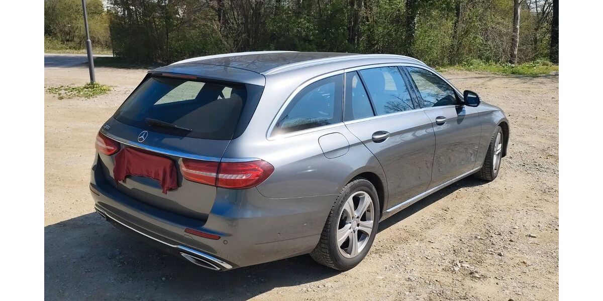 Mercedes-Benz E 200 72.000 km 20.600 &euro; Pfaffenhofen 85235