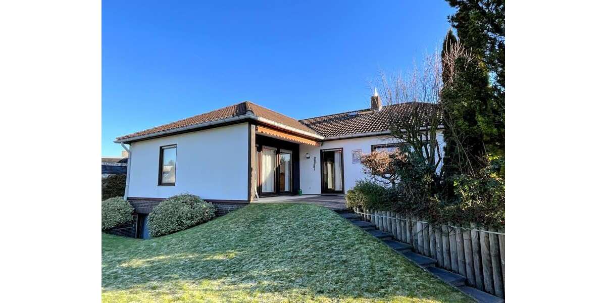 Haus zum Kaufen in Wolfenbüttel 295.000 € 120 m² 4 zimmer