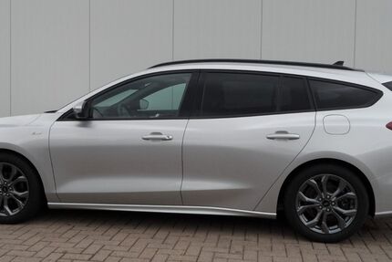 Ford Focus 18.200 km 22.500 &euro; Georgsmarienhütte 49124