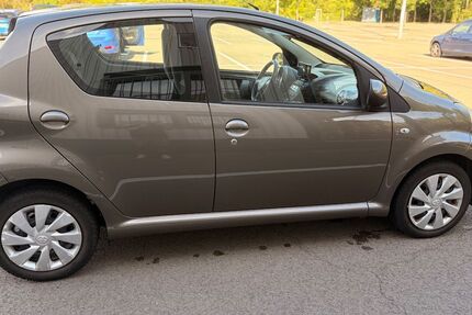 Toyota Aygo (X) 84.000 km 4.500 &euro; Neunkirchen 66538
