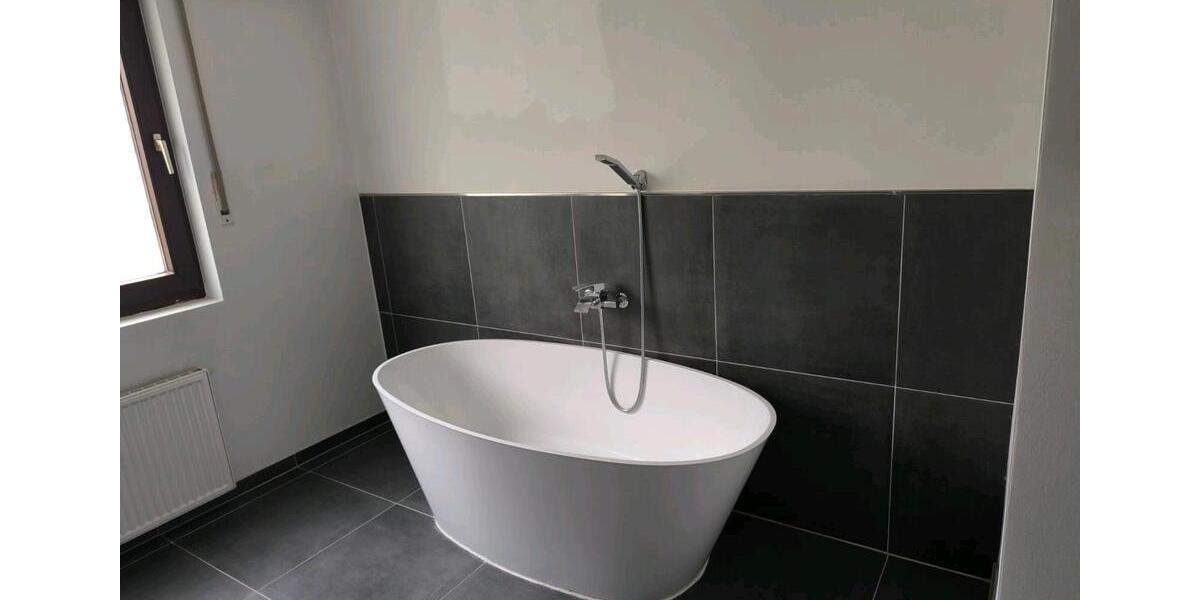 EG 3 Zimmer Wohnung mit Garten. 3 zimmer