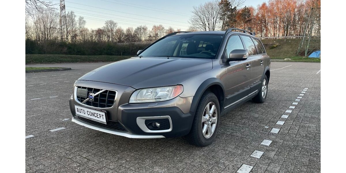 Volvo XC70 233.000 km 7.999 &euro; Wiefelstede-Borbeck 26215