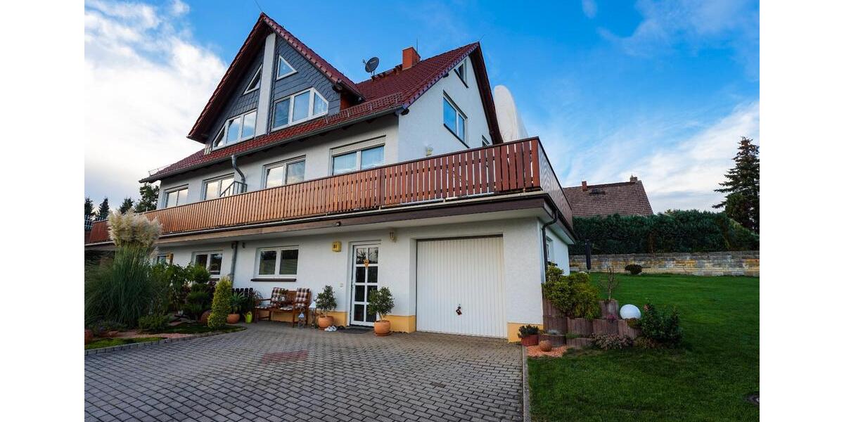 Doppelhaushälfte Heidenau - 4.5 Zimmer, 130 m&sup2;, 1.300&euro; | Angebot:26251020