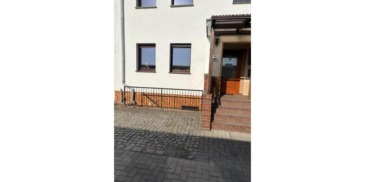 Reihenhaus Finsterwalde - 5 Zimmer, 113 m&sup2;, 102.000&euro; | Angebot:25405243