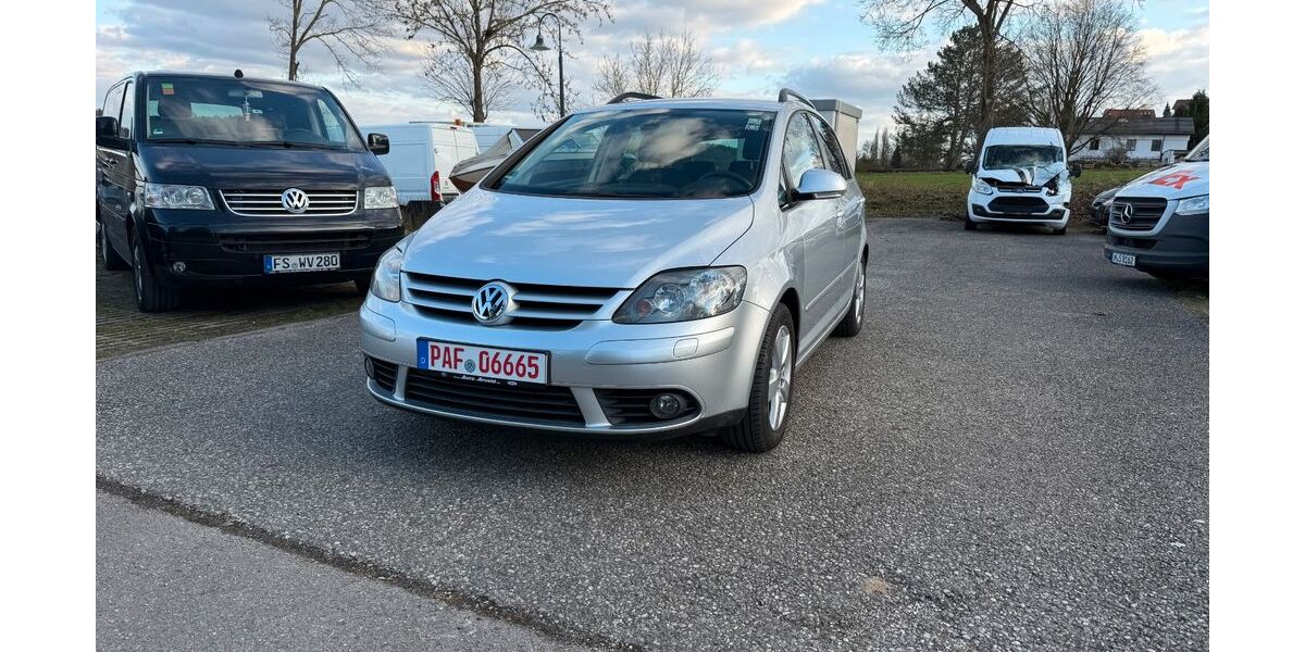 VW Golf 154.096 km 4.490 &euro; Hettenshausen 85276