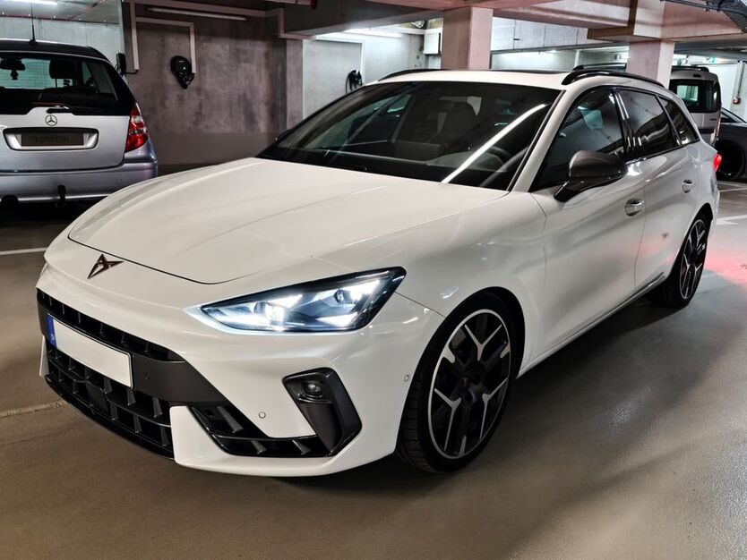 Cupra Leon 13.500 km 37.400 € Nürnberg 90443