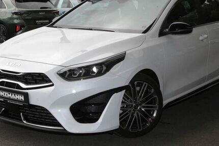 Kia ceed / Ceed 2.990 km 26.449 &euro; Aschaffenburg 63741