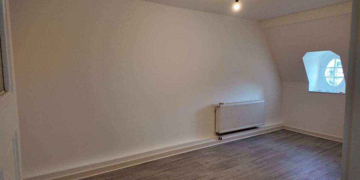 Etagenwohnung Leverkusen Opladen - 3 Zimmer, 106 m&sup2;, 1.250&euro; | Angebot:25423652