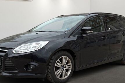 Ford Focus 145.942 km 2.999 &euro; Berlin 12681