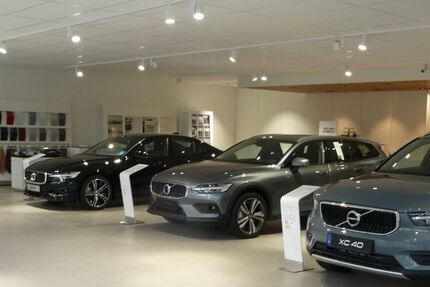Volvo XC60 106.882 km 34.887 &euro; Hoechst im Odenwald 64739