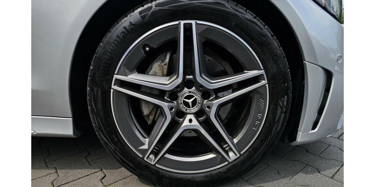 Mercedes-Benz C 200 d T AMG Line LED LEDER NAVI AHK AUS 2.HAND 27.850 km 29.990 &euro; Löhne 32584