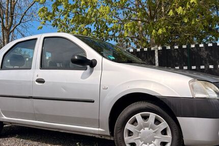 Dacia Logan 136.000 km 1.990 &euro; Bad Köstritz 07586