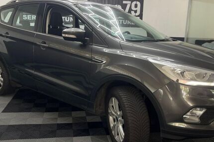 Ford Kuga 93.049 km 13.480 € Wutöschingen-Degernau 79793