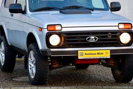 Lada Niva 9.200 km 19.500 € Limeshain 63694
