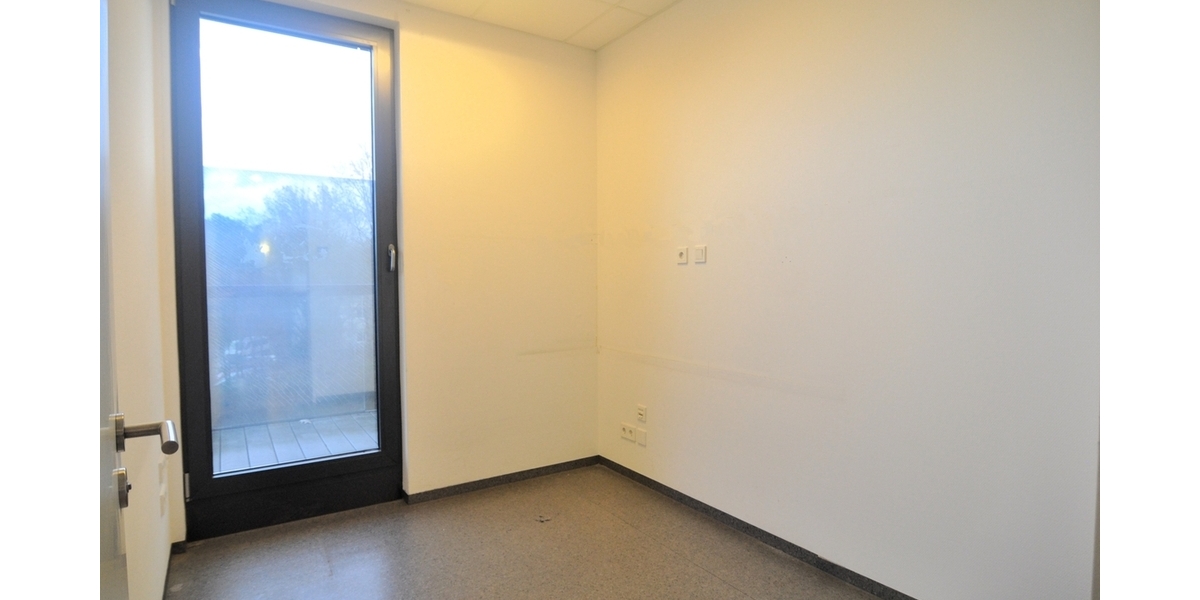 Praxisfläche mit Penthouse-Feeling im Ärztehaus - Gewerbeobjekt Königstein | Angebot:26339473
